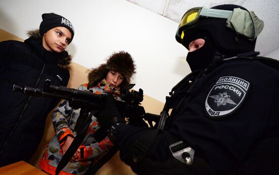 Special Rapid Response Unit open day for school students