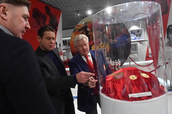 Moscow gala match marks 70th anniversary of Russian ice hockey