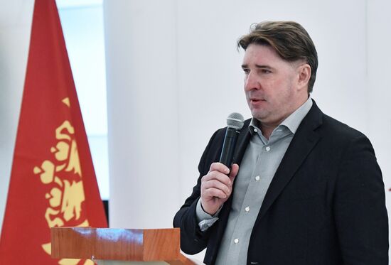 Moscow gala match marks 70th anniversary of Russian ice hockey