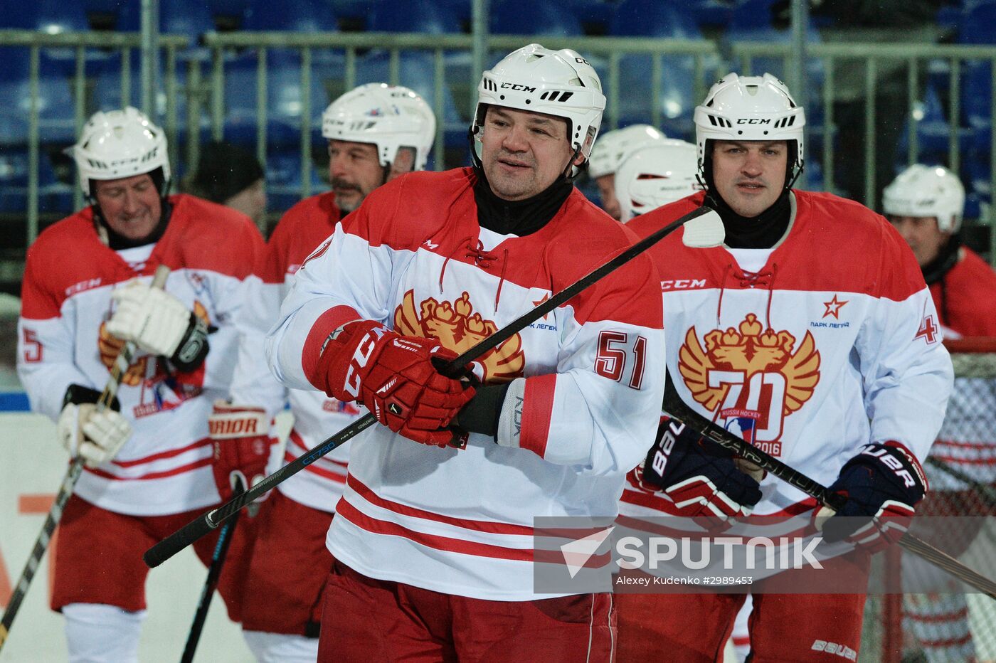 Moscow gala match marks 70th anniversary of Russian ice hockey