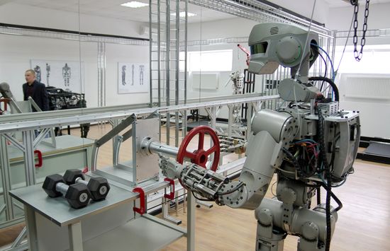 Testing FEDOR antropomorphic rescue robot