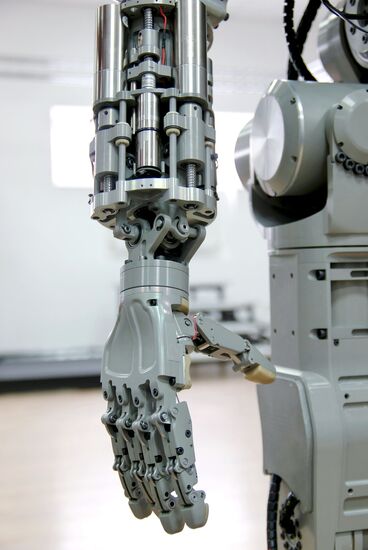 Testing FEDOR antropomorphic rescue robot