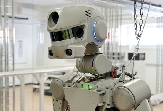 Testing FEDOR antropomorphic rescue robot