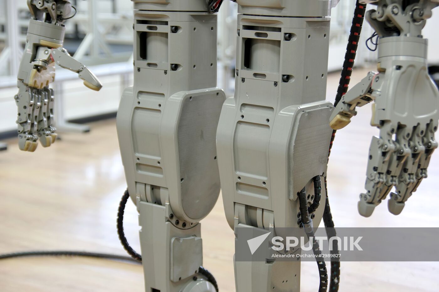 Testing FEDOR antropomorphic rescue robot