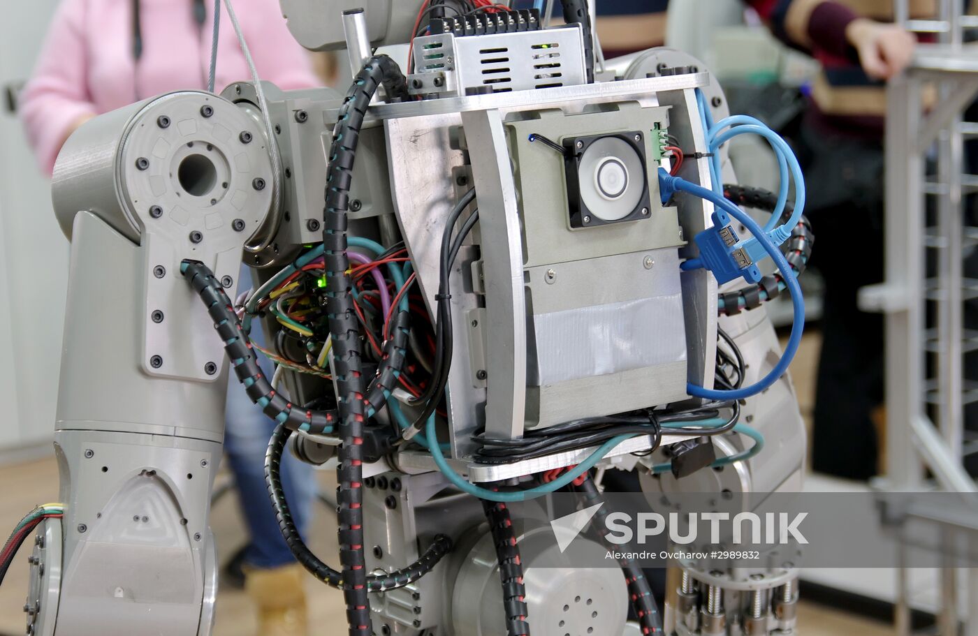 Testing FEDOR antropomorphic rescue robot