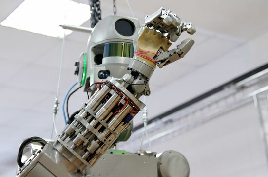 Testing FEDOR antropomorphic rescue robot