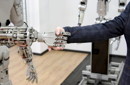 Testing FEDOR antropomorphic rescue robot