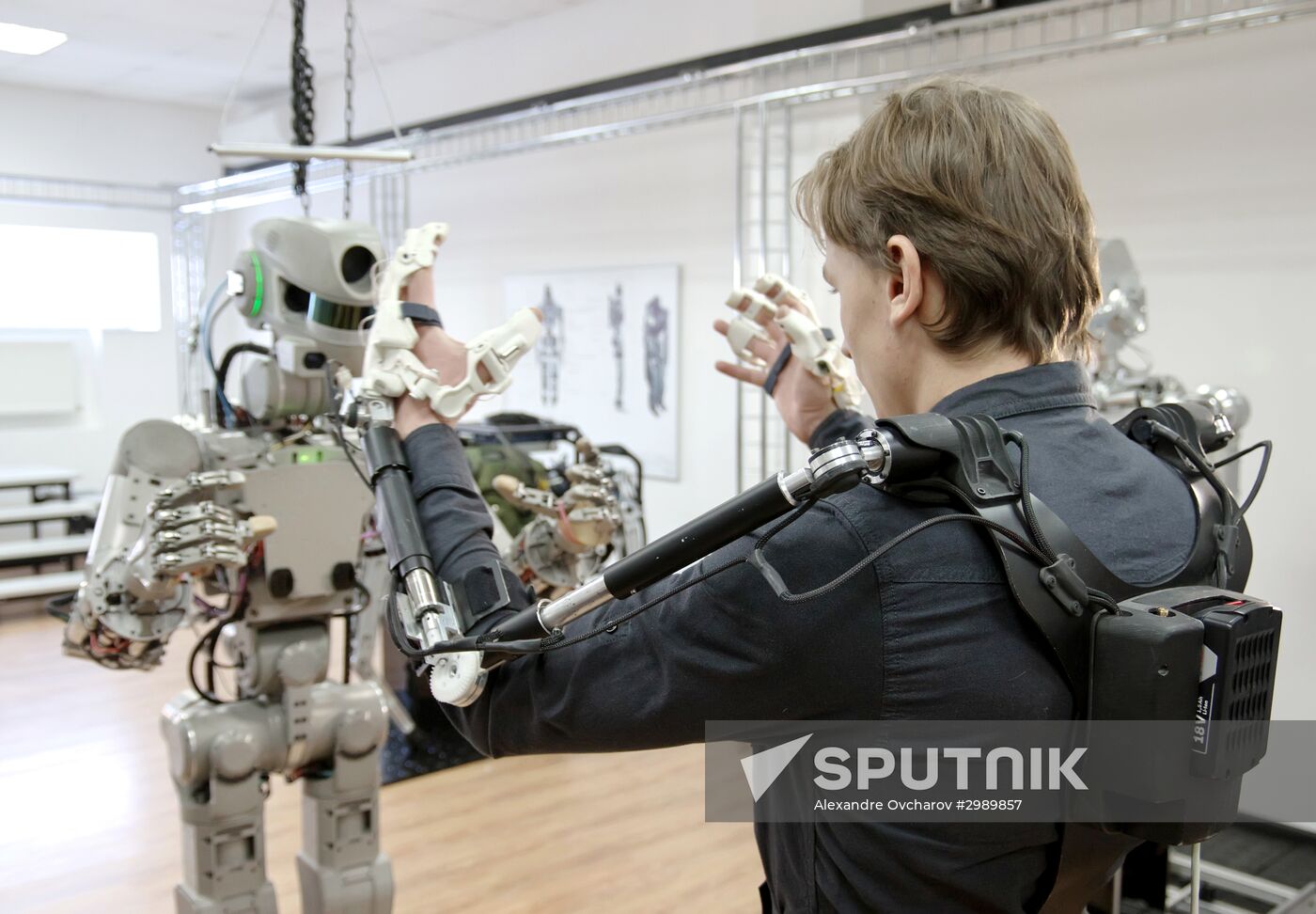 Testing FEDOR antropomorphic rescue robot