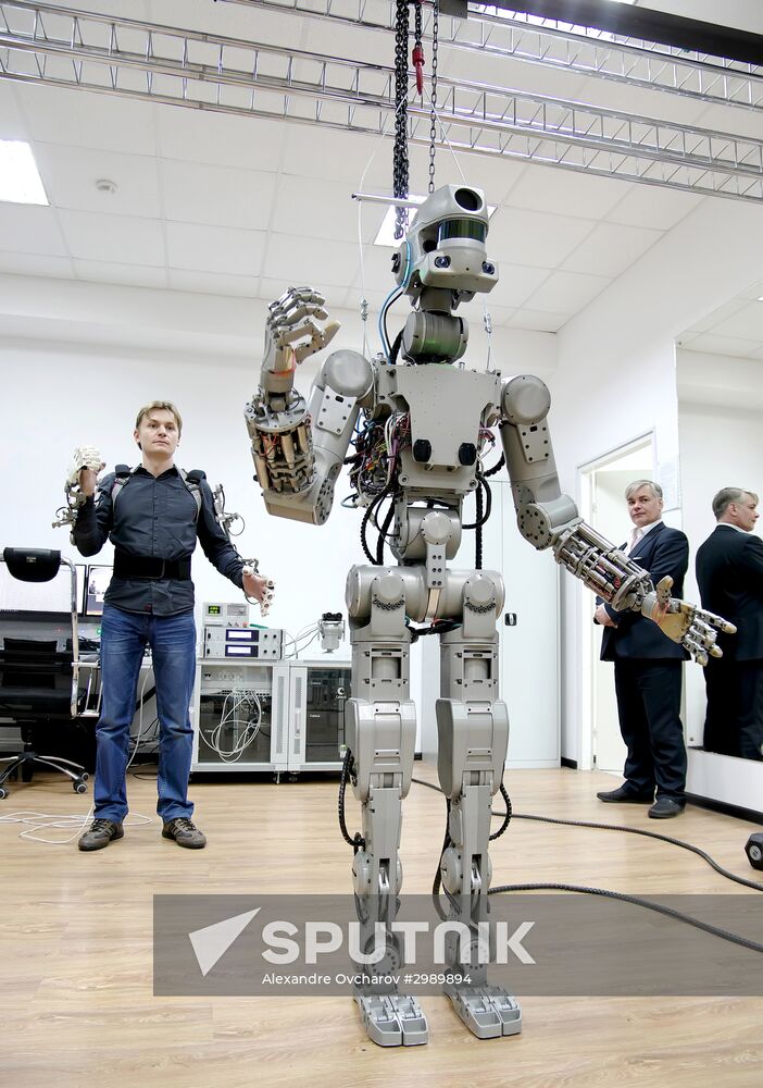 Testing FEDOR antropomorphic rescue robot