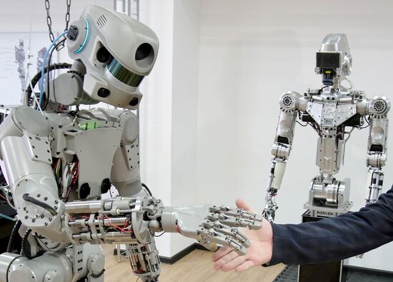Testing FEDOR antropomorphic rescue robot