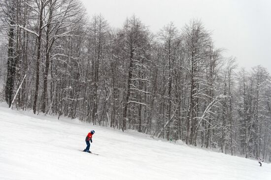 Ski season begins at Gorki Gorod ski resort in Sochi