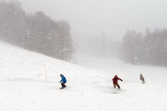 Ski season begins at Gorki Gorod ski resort in Sochi