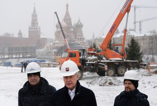 Zaryadye Park construction in Moscow