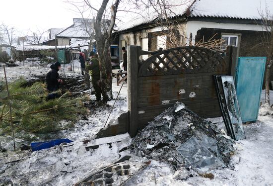 Aftermath of Donetsk district shelling