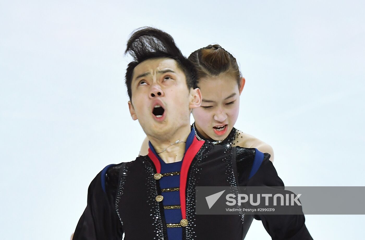 ISU Grand Prix of Figure Skating. Pairs. Short program