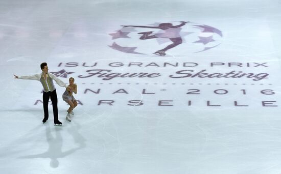 ISU Grand Prix of Figure Skating. Pairs. Short program