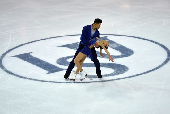 ISU Grand Prix of Figure Skating. Pairs. Short program