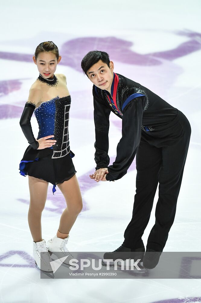 ISU Grand Prix of Figure Skating. Pairs. Short program