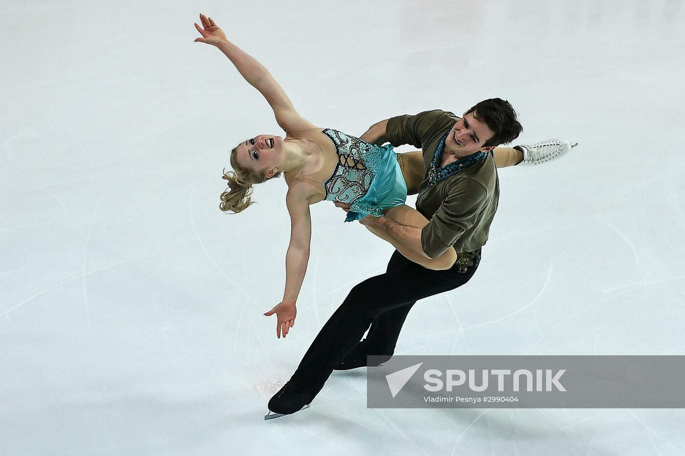 ISU Grand Prix of Figure Skating. Pairs. Short program