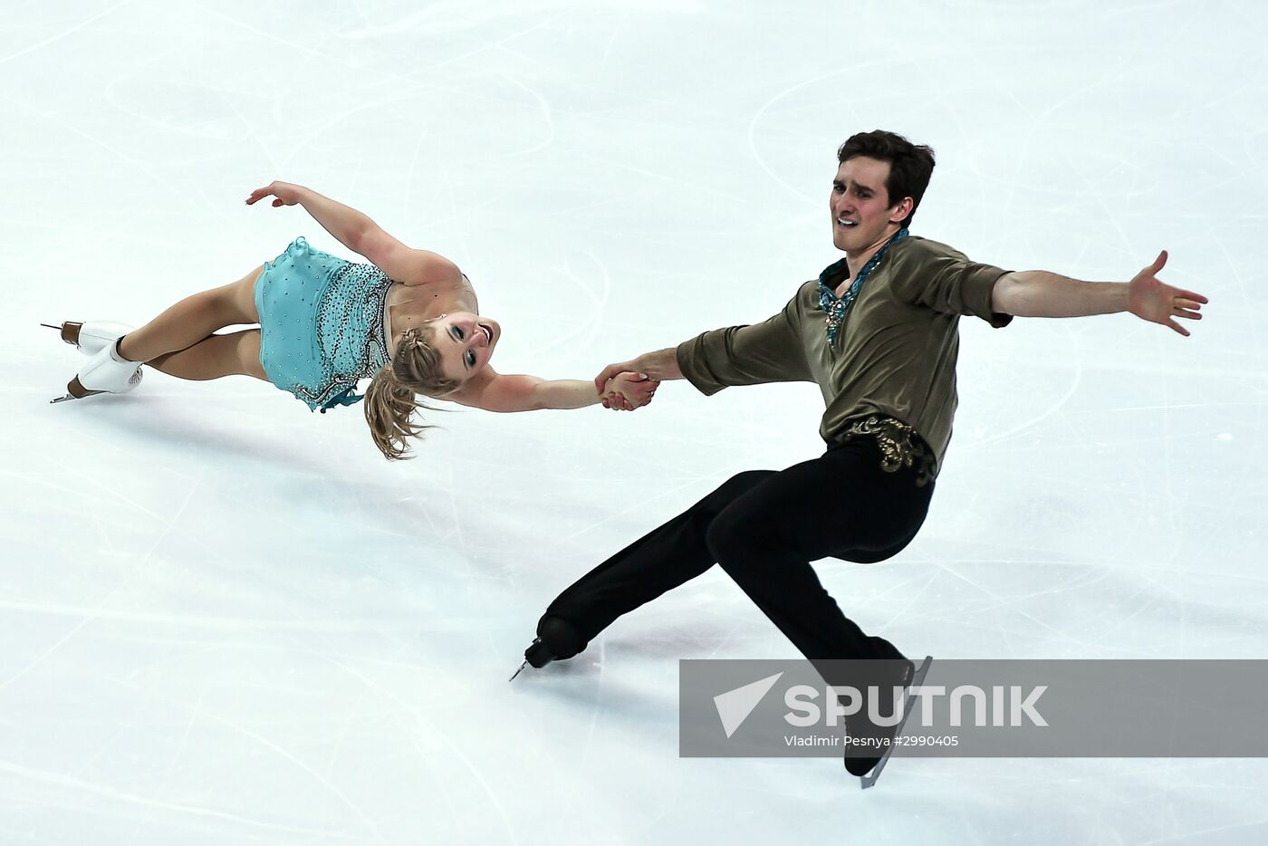 ISU Grand Prix of Figure Skating. Pairs. Short program