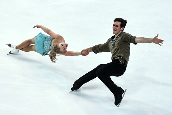 ISU Grand Prix of Figure Skating. Pairs. Short program