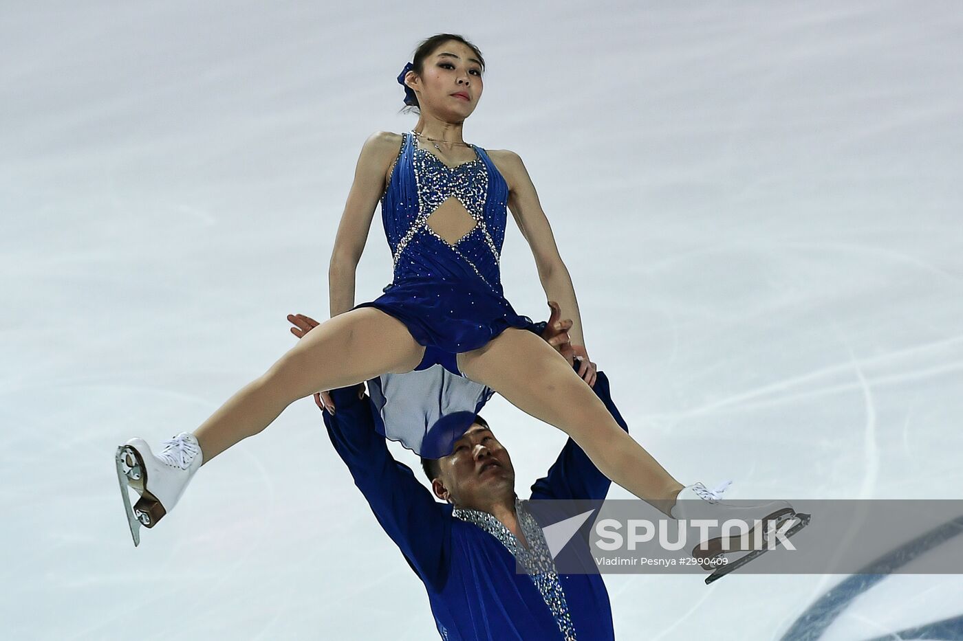 ISU Grand Prix of Figure Skating. Pairs. Short program