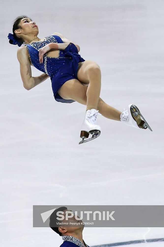 ISU Grand Prix of Figure Skating. Pairs. Short program