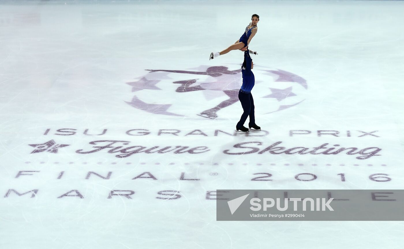 ISU Grand Prix of Figure Skating. Pairs. Short program