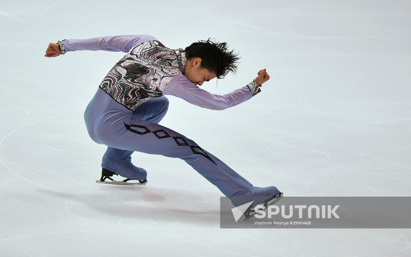 ISU Grand Prix of Figure Skating. Finals. Men. Short program