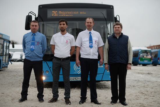 New summer unform for bus drivers presented