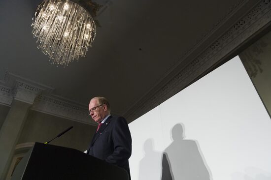 Press conference by head of WADA's independent commission Richard McLaren