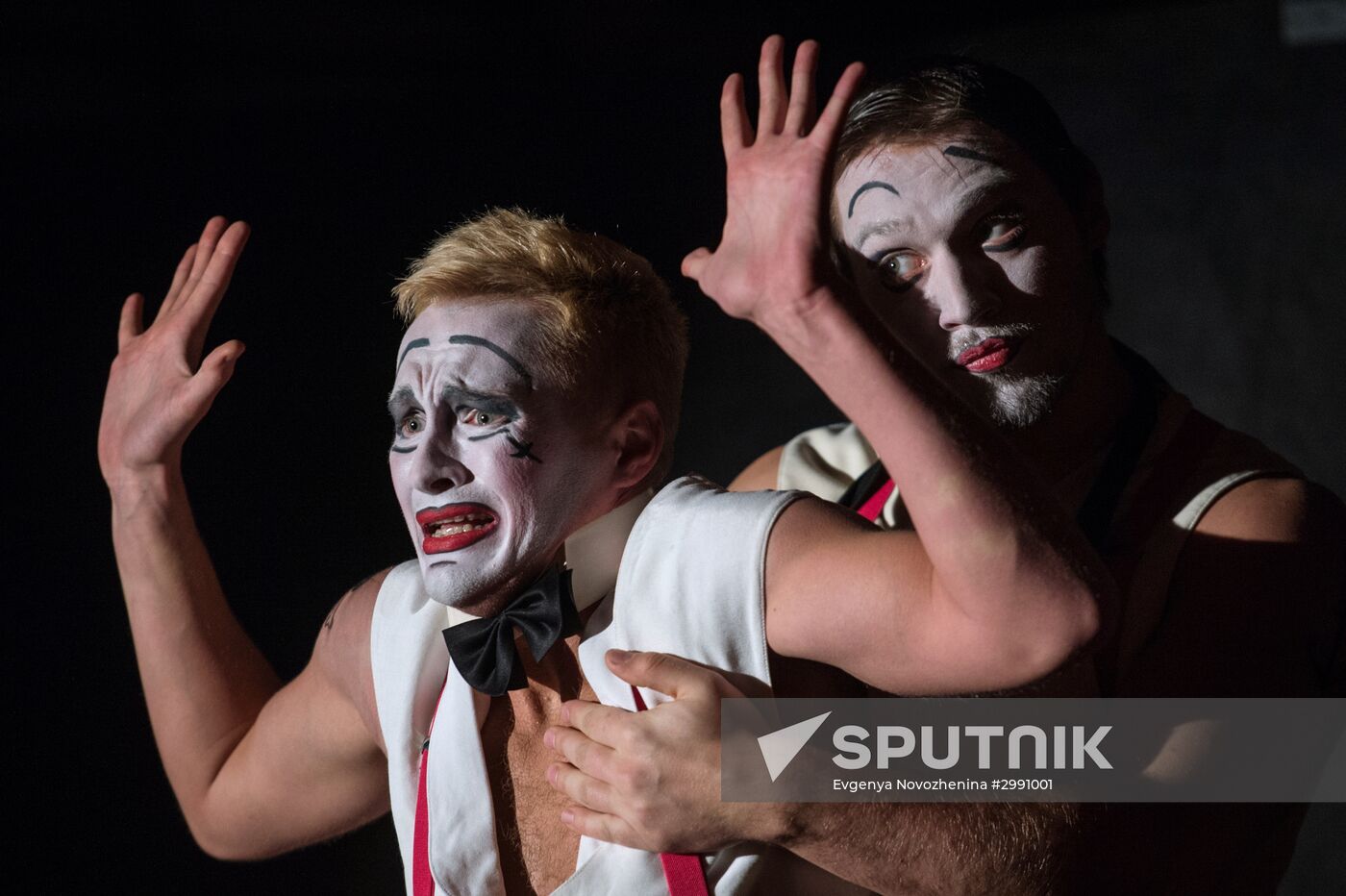 First run of The Dissident show