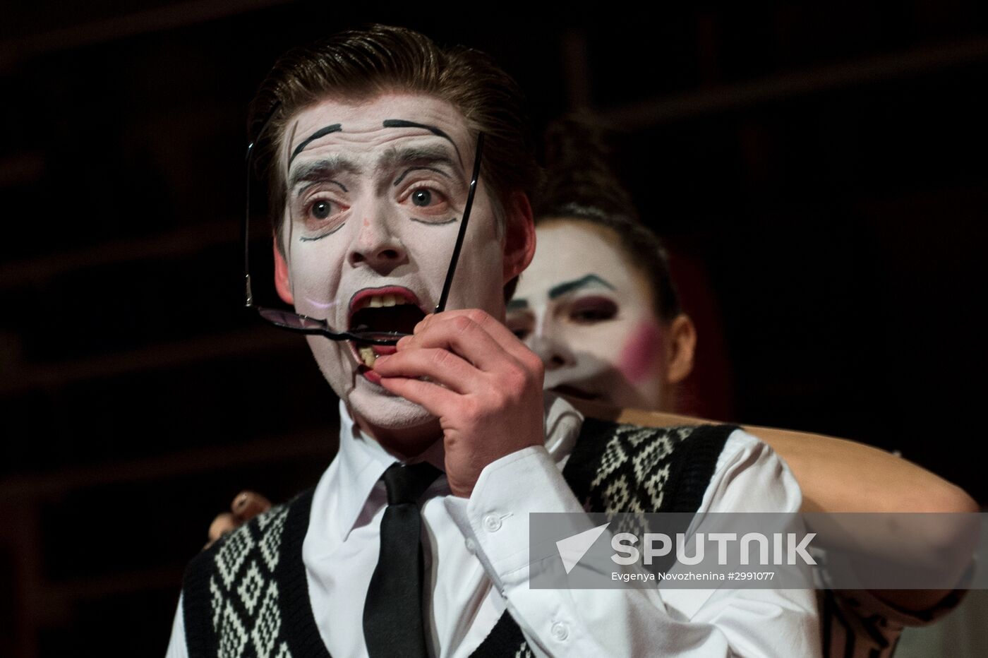 First run of The Dissident show
