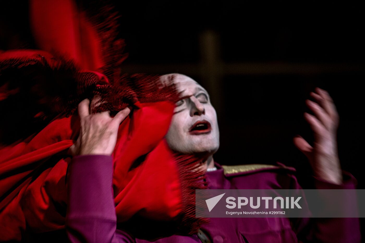 First run of The Dissident show