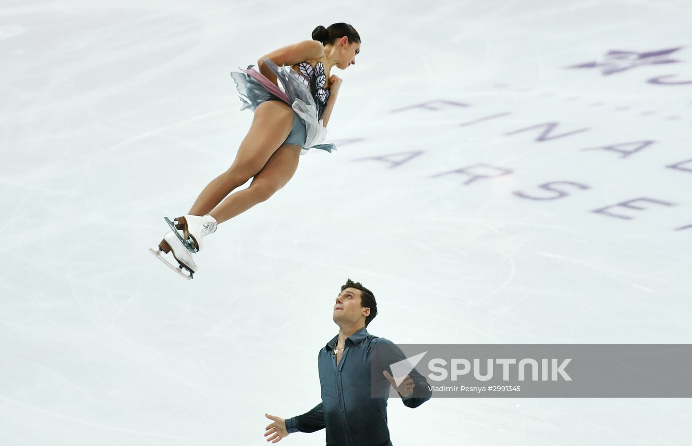 ISU Grand Prix of Figure Skating. Pairs. Free skating