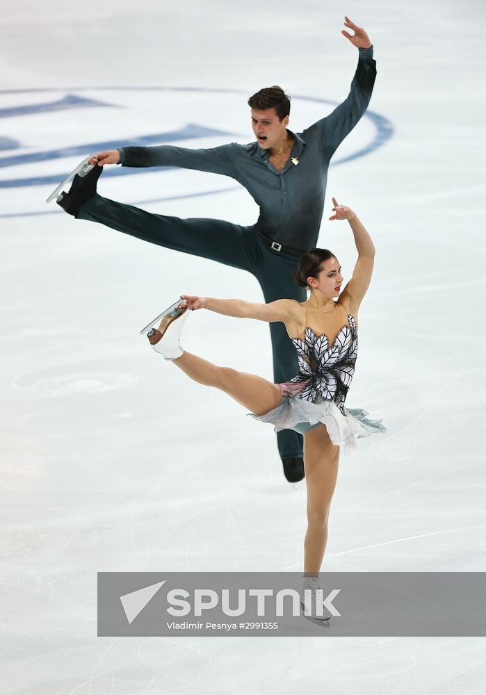 ISU Grand Prix of Figure Skating. Pairs. Free skating