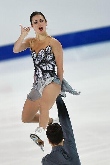 ISU Grand Prix of Figure Skating. Pairs. Free skating