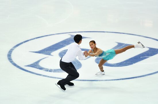ISU Grand Prix of Figure Skating. Pairs. Free skating