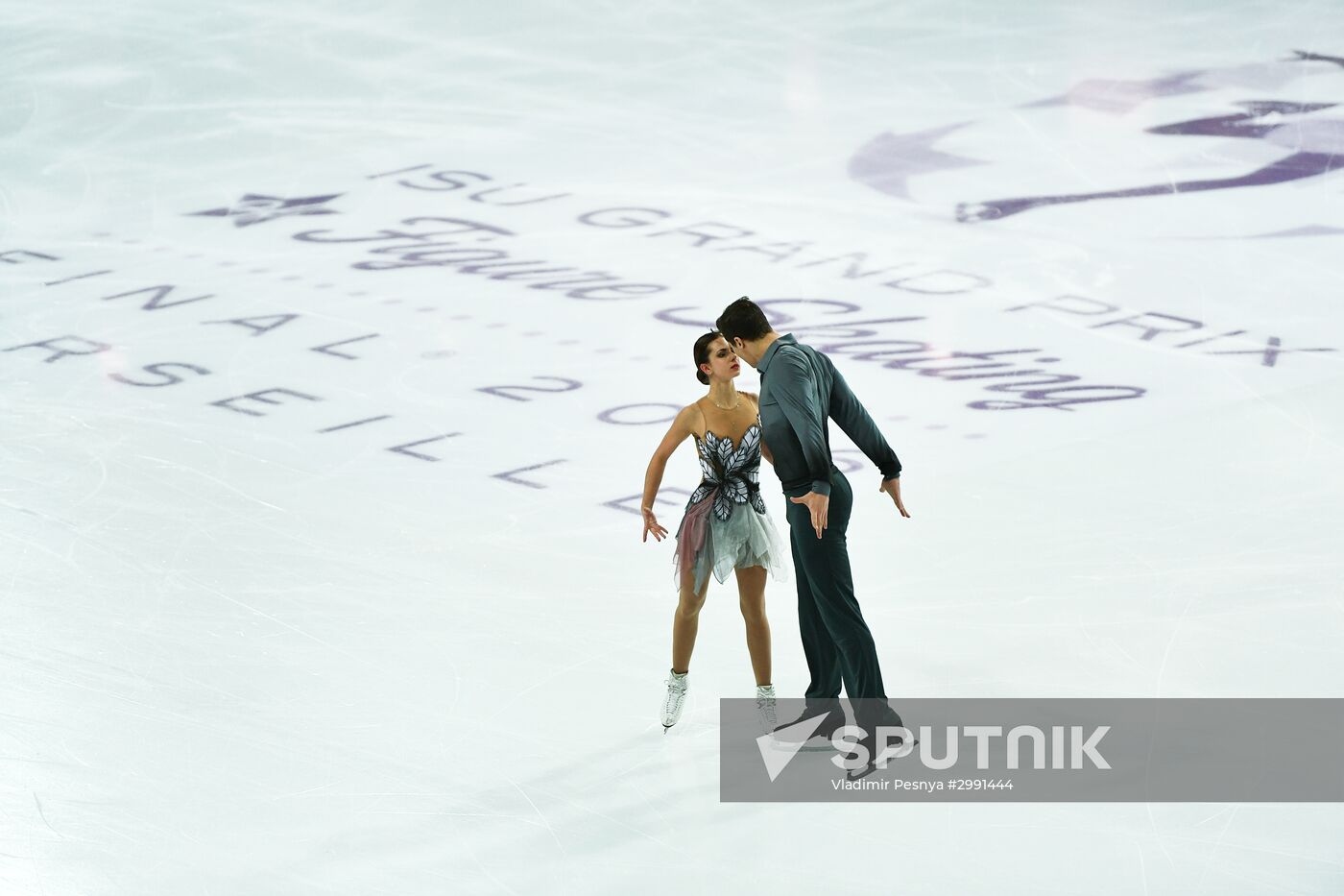 ISU Grand Prix of Figure Skating. Pairs. Free skating