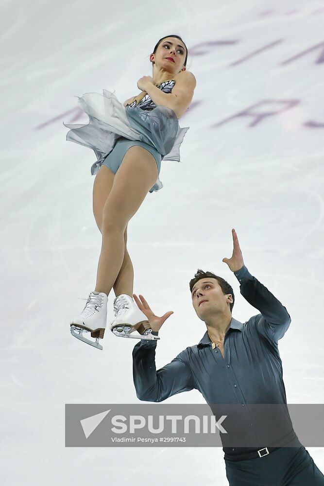 ISU Grand Prix of Figure Skating. Pairs. Free skating