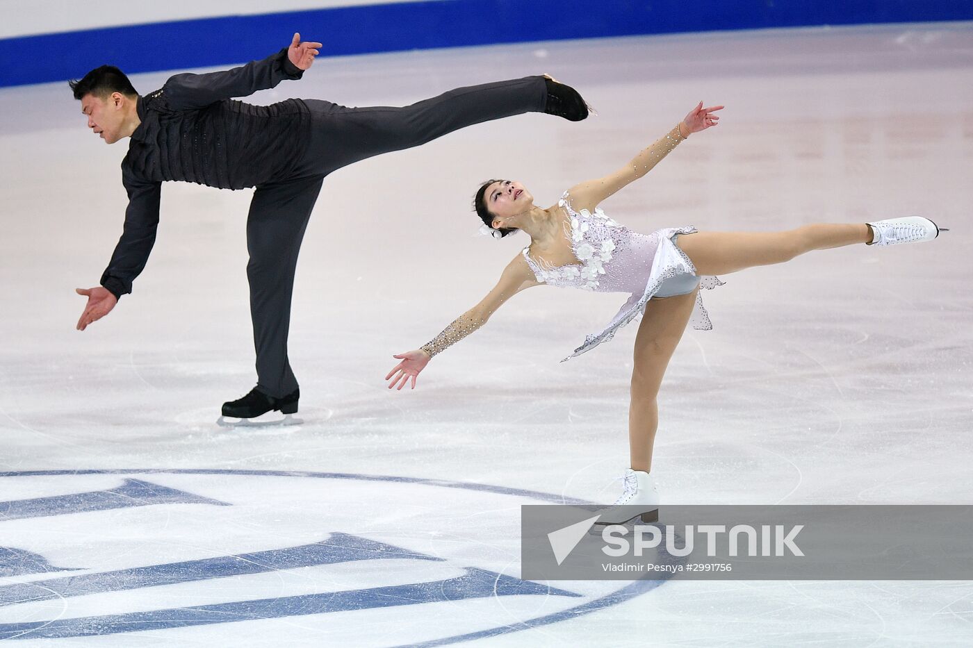 ISU Grand Prix of Figure Skating. Pairs. Free skating