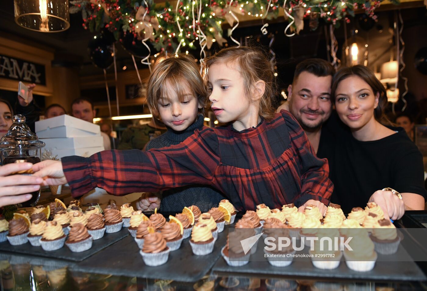 Opening of confectionery of Ruki Vverh vocalist Sergei Zhukov