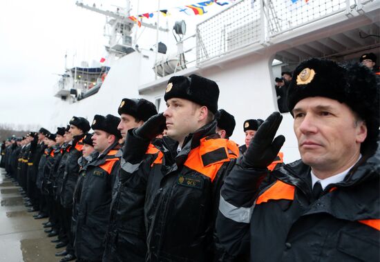 Nadeznhy coastal guard ship arrives in Baltiysk's port