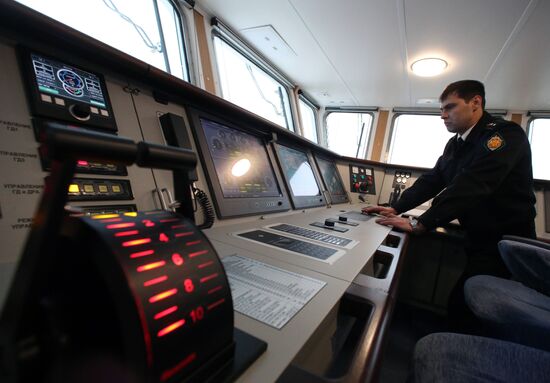 Nadeznhy coastal guard ship arrives in Baltiysk's port
