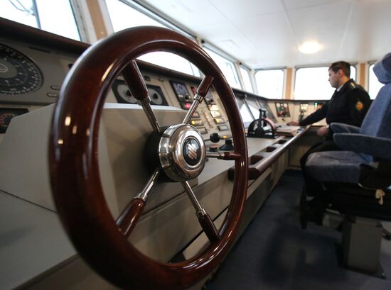 Nadeznhy coastal guard ship arrives in Baltiysk's port