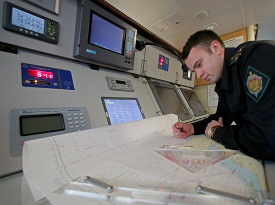Nadeznhy coastal guard ship arrives in Baltiysk's port