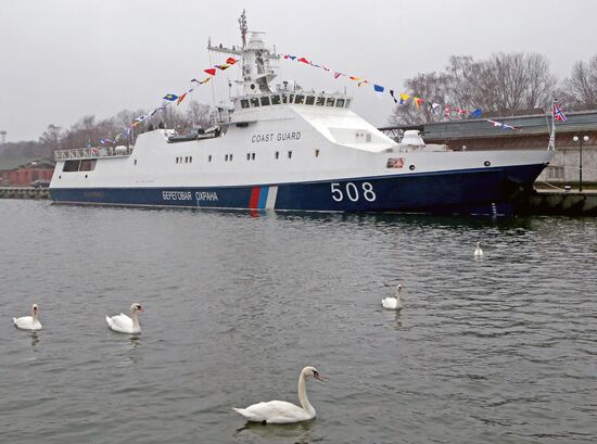 Nadeznhy coastal guard ship arrives in Baltiysk's port