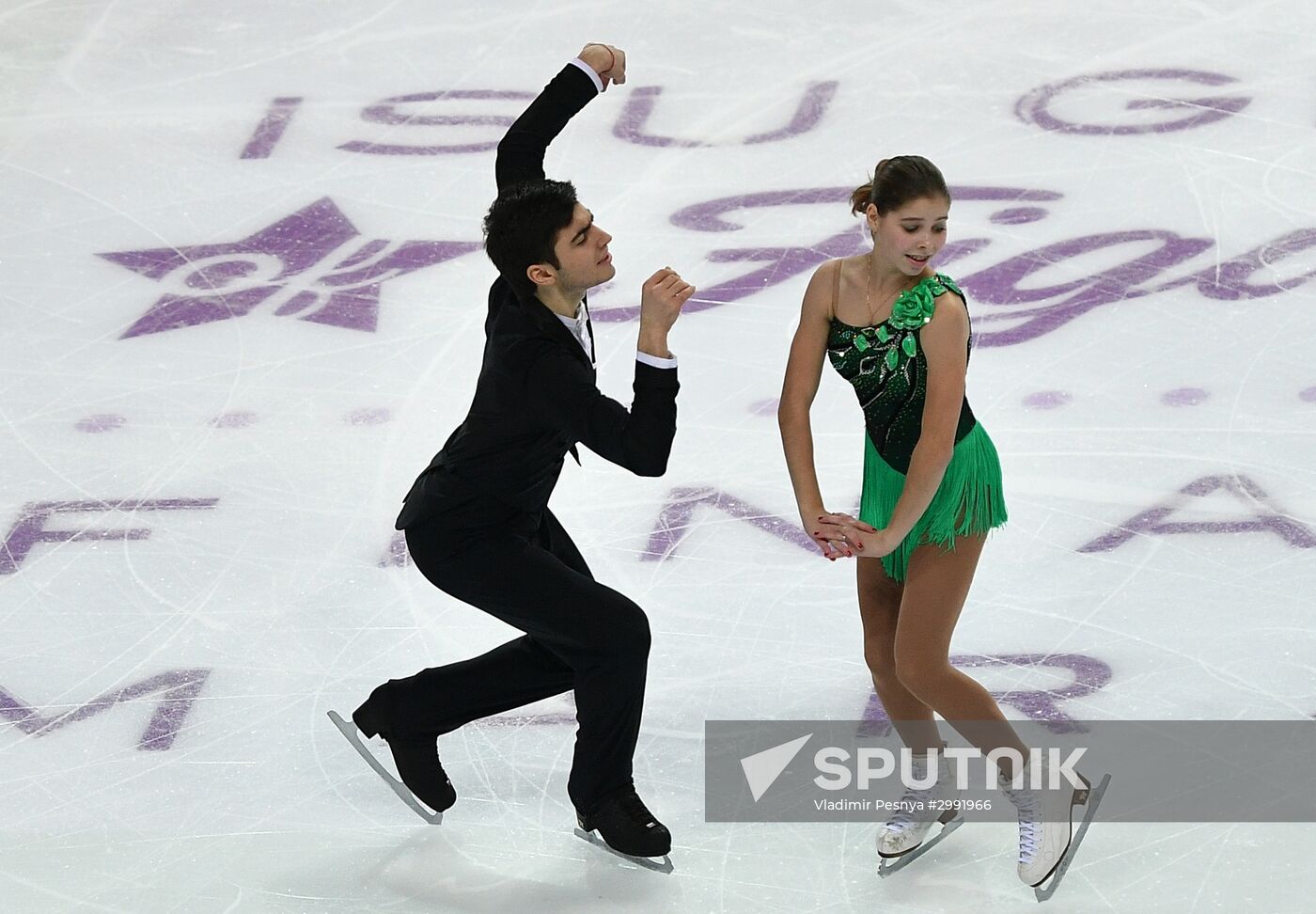ISU Junior Grand Prix of Figure Skating. Pairs. Free Skating Program
