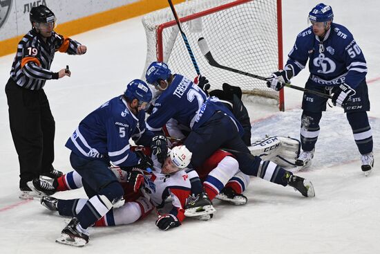 Ice Hockey. Kontinental Hockey League. Dynamo (Moscow) vs. Lokomotiv