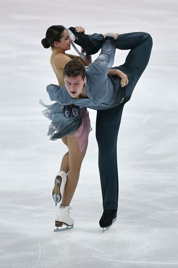 ISU Grand Prix of Figure Skating. Pairs. Free skating